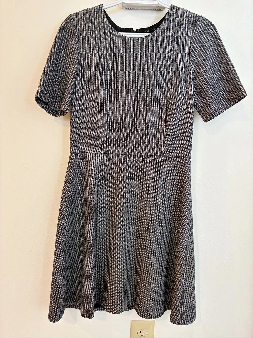 Theory Dolman Short-Sleeve Houndstooth Mini Dress Gray & Black